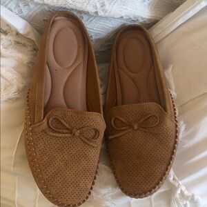 Women's Tan Loafers